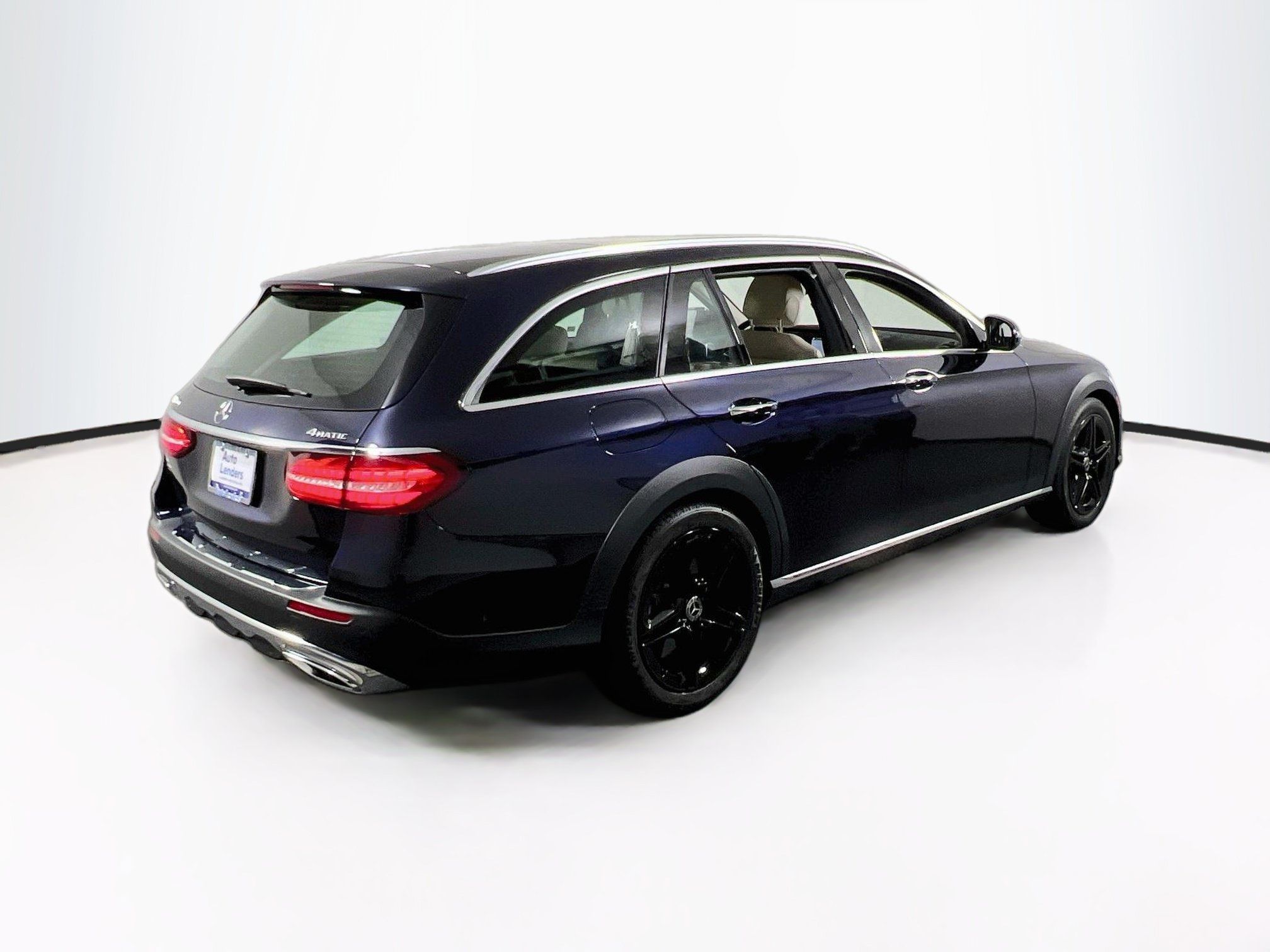 Used 2023 Mercedes-Benz E 450 4MATIC All-Terrain Wagon image 5
