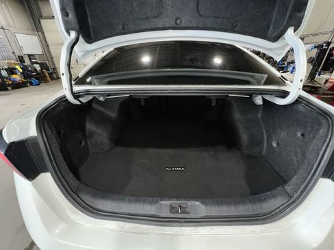 Used 2023 Nissan Altima 2.5 SR w/ SR Premium Package AWD/4WD image 26