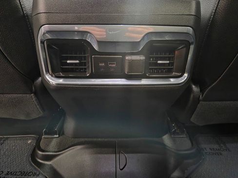 Used 2022 GMC Sierra 2500 Denali w/ Denali Black Diamond Edition image 86