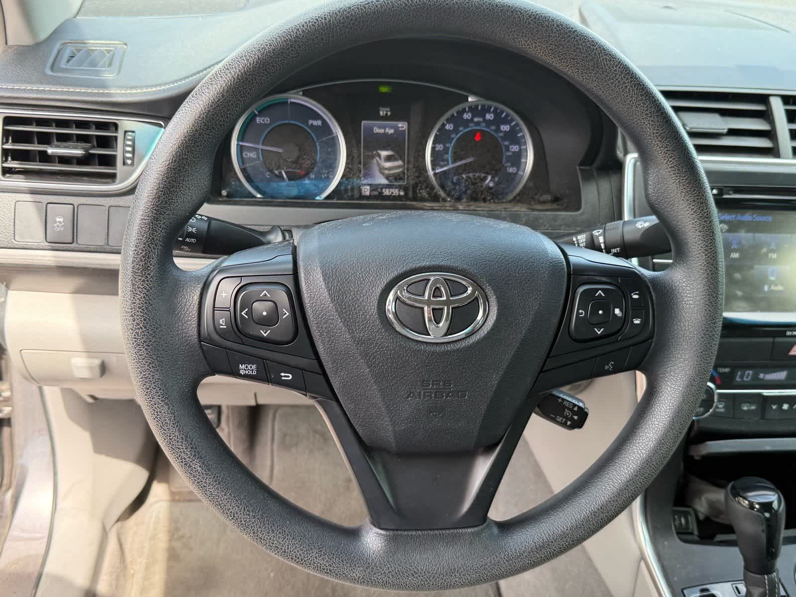 Used 2017 Toyota Camry XLE FWD image 12