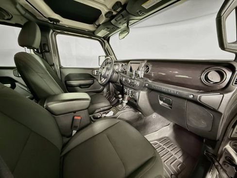 Used 2021 Jeep Wrangler Unlimited Sport AWD/4WD image 28