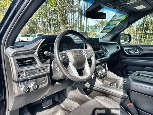 Certified 2022 GMC Yukon SLT w/ SLT Premium Package image 10