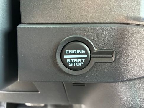 New 2025 Ford Bronco Big Bend w/ Black Diamond Package image 32