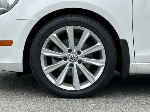 Used 2013 Volkswagen Golf TDI FWD image 23