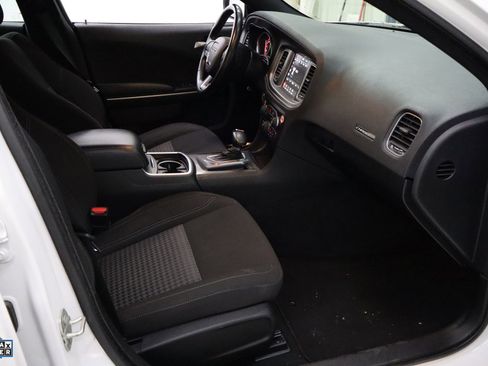 Used 2023 Dodge Charger SXT image 28