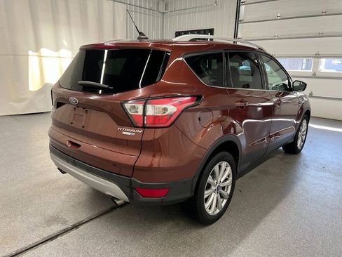 Used 2018 Ford Escape Titanium AWD/4WD image 4