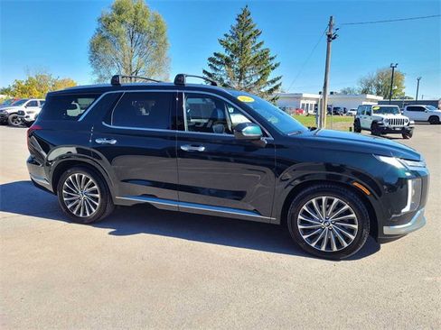 Used 2023 Hyundai Palisade Calligraphy image 5