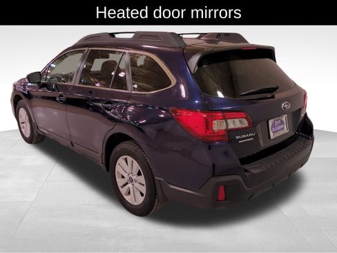 Used 2018 Subaru Outback 2.5i Premium image 6