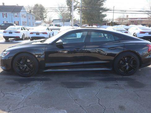 Used 2022 Audi e-tron GT Premium Plus image 8