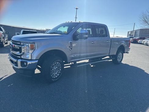 Used 2020 Ford F250 XLT w/ XLT Premium Package image 3