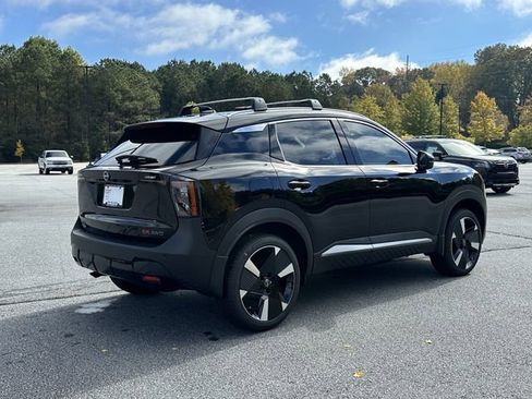 New 2026 Nissan Kicks SR w/ SR Premium Package AWD/4WD image 8