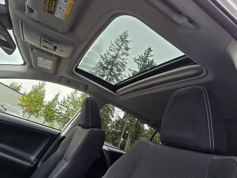 Used 2018 Toyota RAV4 XLE image 24