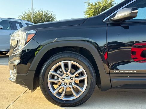 Used 2022 GMC Terrain SLT FWD image 5