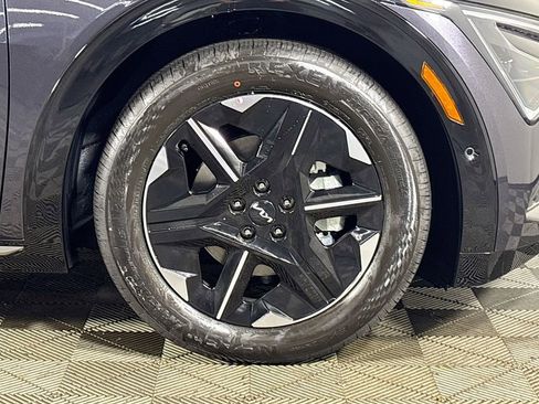 New 2025 Kia EV6 Wind image 23