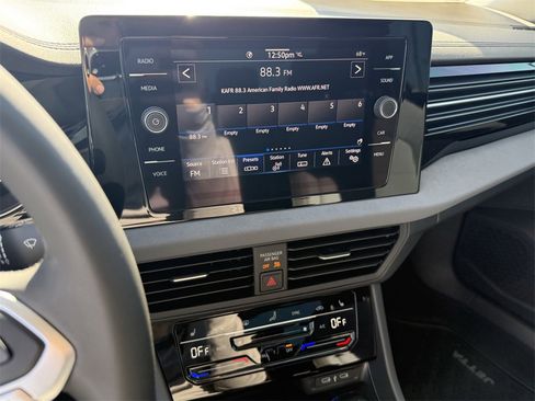 New 2026 Volkswagen Jetta SE image 18