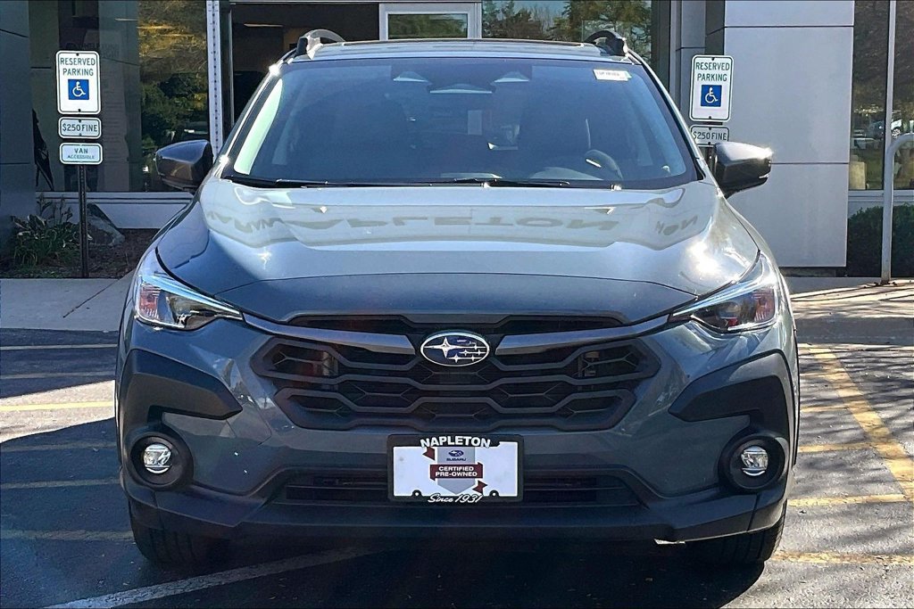 Used 2024 Subaru Crosstrek 2.0i Premium AWD/4WD image 3