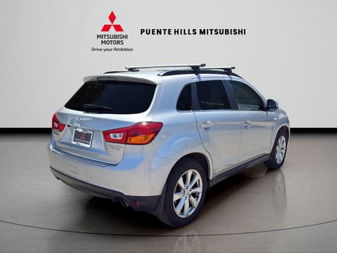Used 2013 Mitsubishi Outlander Sport SE FWD image 5