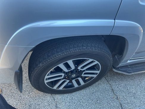 Used 2020 Toyota 4Runner Limited image 14