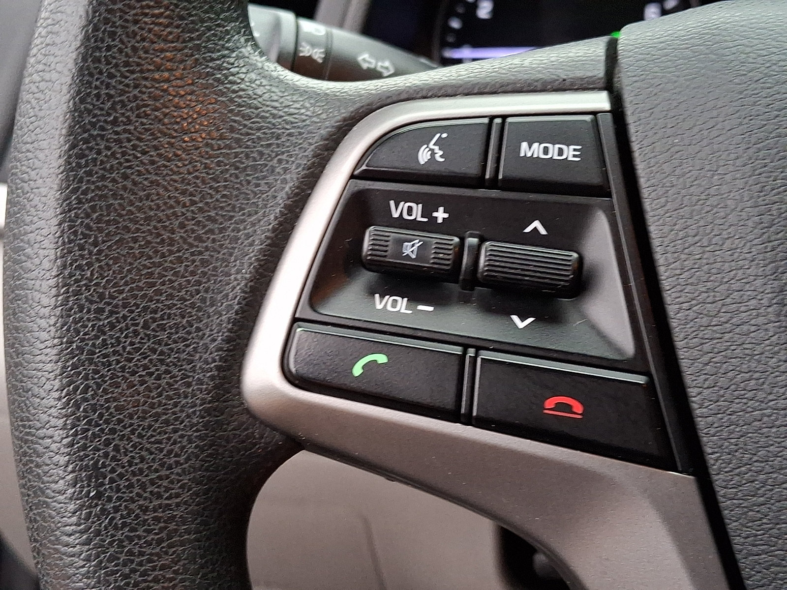 Used 2018 Hyundai Elantra SEL FWD image 23