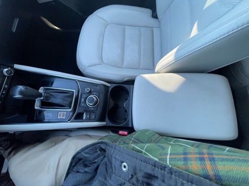 Used 2020 MAZDA CX-5 Grand Touring image 37