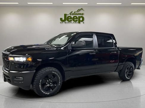 Used 2025 RAM 1500 Warlock AWD/4WD image 4