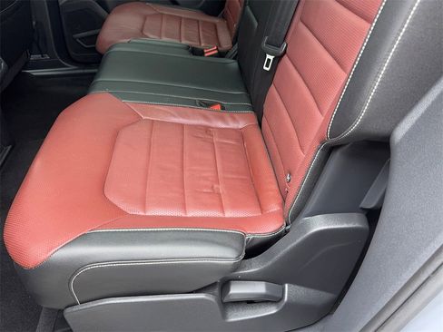 Used 2023 Volkswagen Atlas Cross Sport SEL Premium R-Line image 43