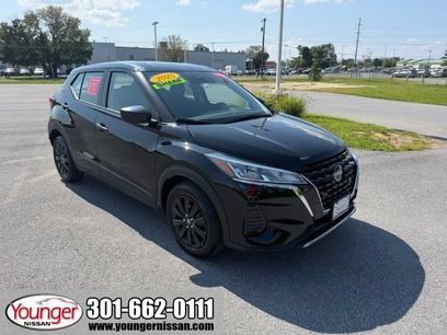 Certified 2025 Nissan Kicks Play S