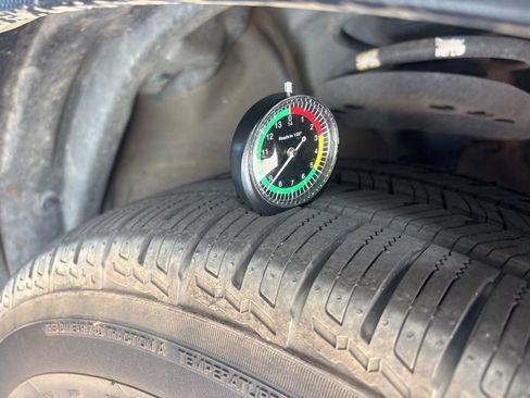 Used 2021 Subaru Forester Limited image 5