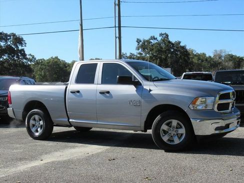 Used 2024 RAM 1500 Classic SLT image 2