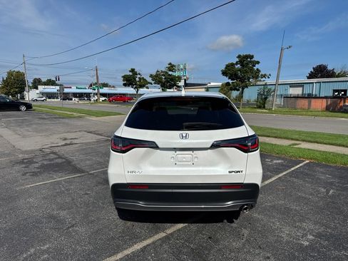 Certified 2024 Honda HR-V Sport image 6