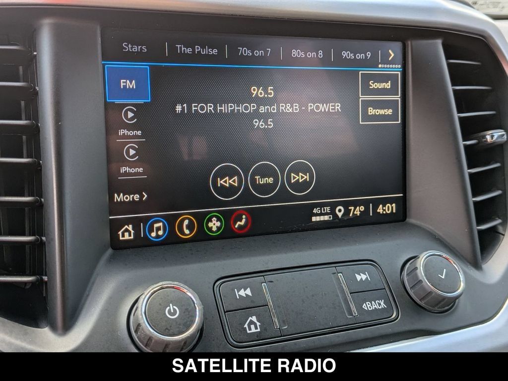 Used 2023 GMC Acadia SLE w/ Driver Convenience Package FWD image 21
