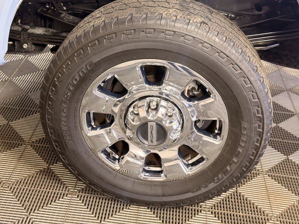 Used 2025 Ford F250 Lariat w/ Lariat Ultimate Package AWD/4WD image 16