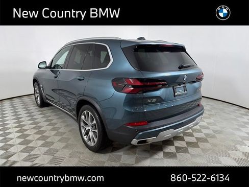 Used 2024 BMW X5 xDrive40i w/ Premium Package AWD/4WD image 5