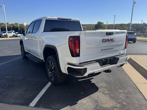 Used 2021 GMC Sierra 1500 AT4 image 3