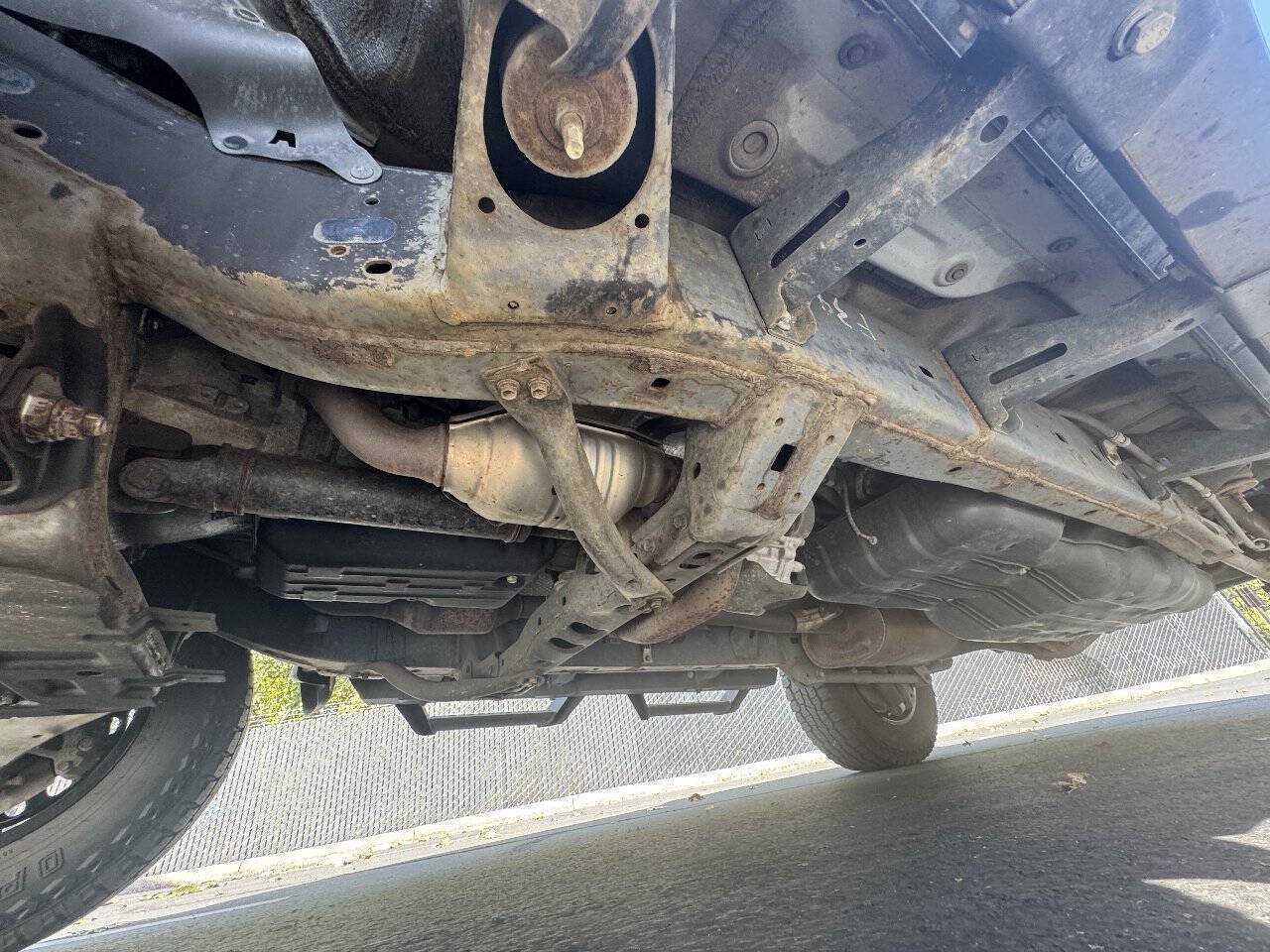 Used 2011 Toyota FJ Cruiser 4WD w/ Upgrade Pkg image 32