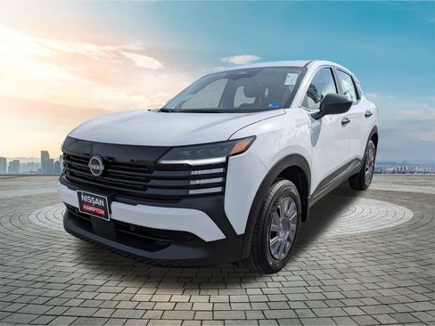 New 2026 Nissan Kicks S image 8