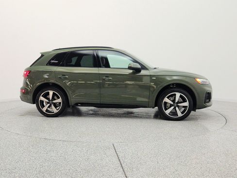 Used 2023 Audi Q5 2.0T Premium Plus w/ Premium Plus Package AWD/4WD image 4