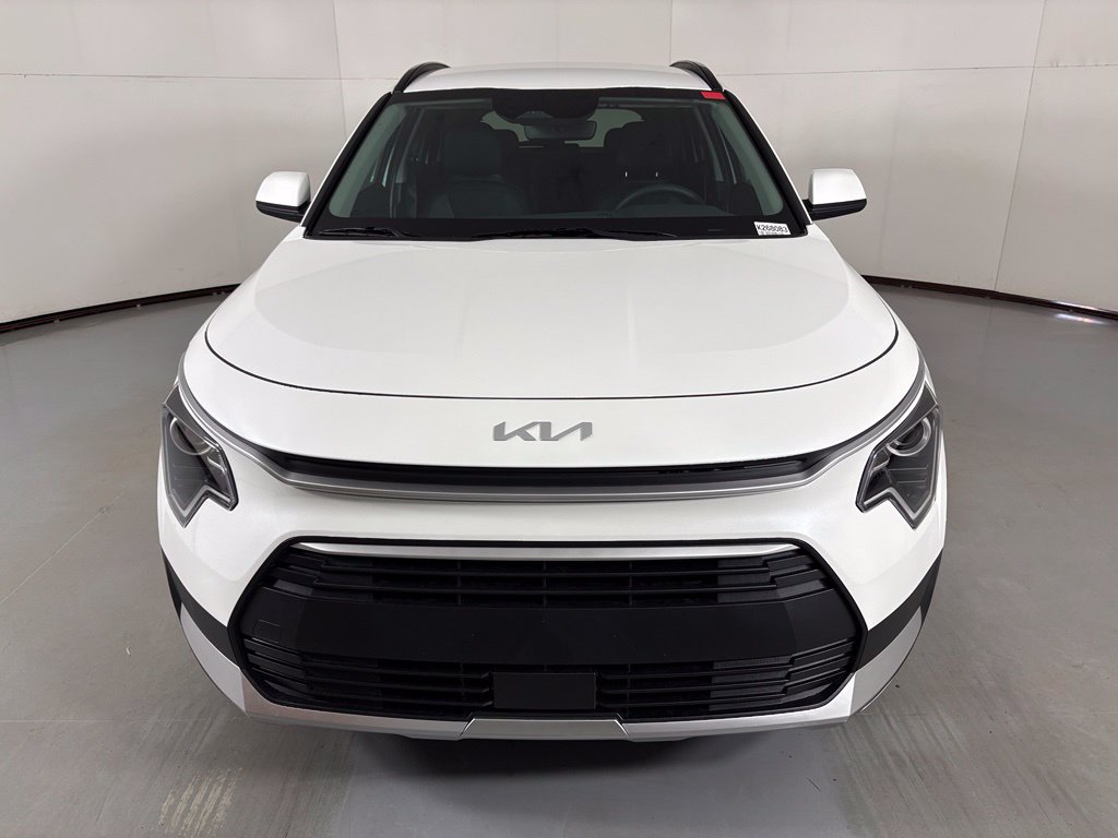 New 2026 Kia Niro EX FWD image 3