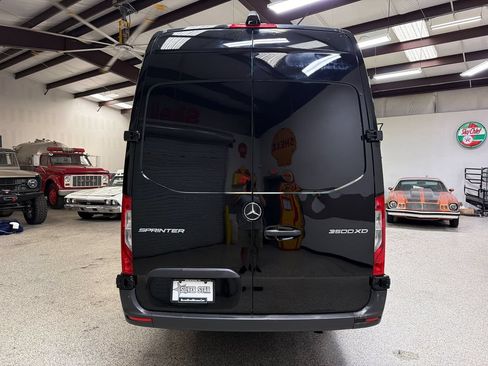 Used 2019 Mercedes-Benz Sprinter 170 Cargo image 6