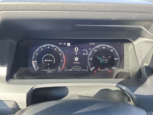 Used 2025 Toyota 4Runner TRD Off-Road image 32