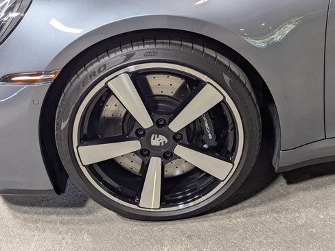 Used 2025 Porsche 911 Carrera S image 14