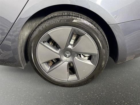 Used 2023 Tesla Model 3 Standard Range RWD image 29