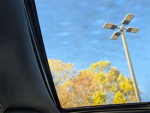 Used 2020 Ford Expedition XLT w/ Equipment Group 202A image 26