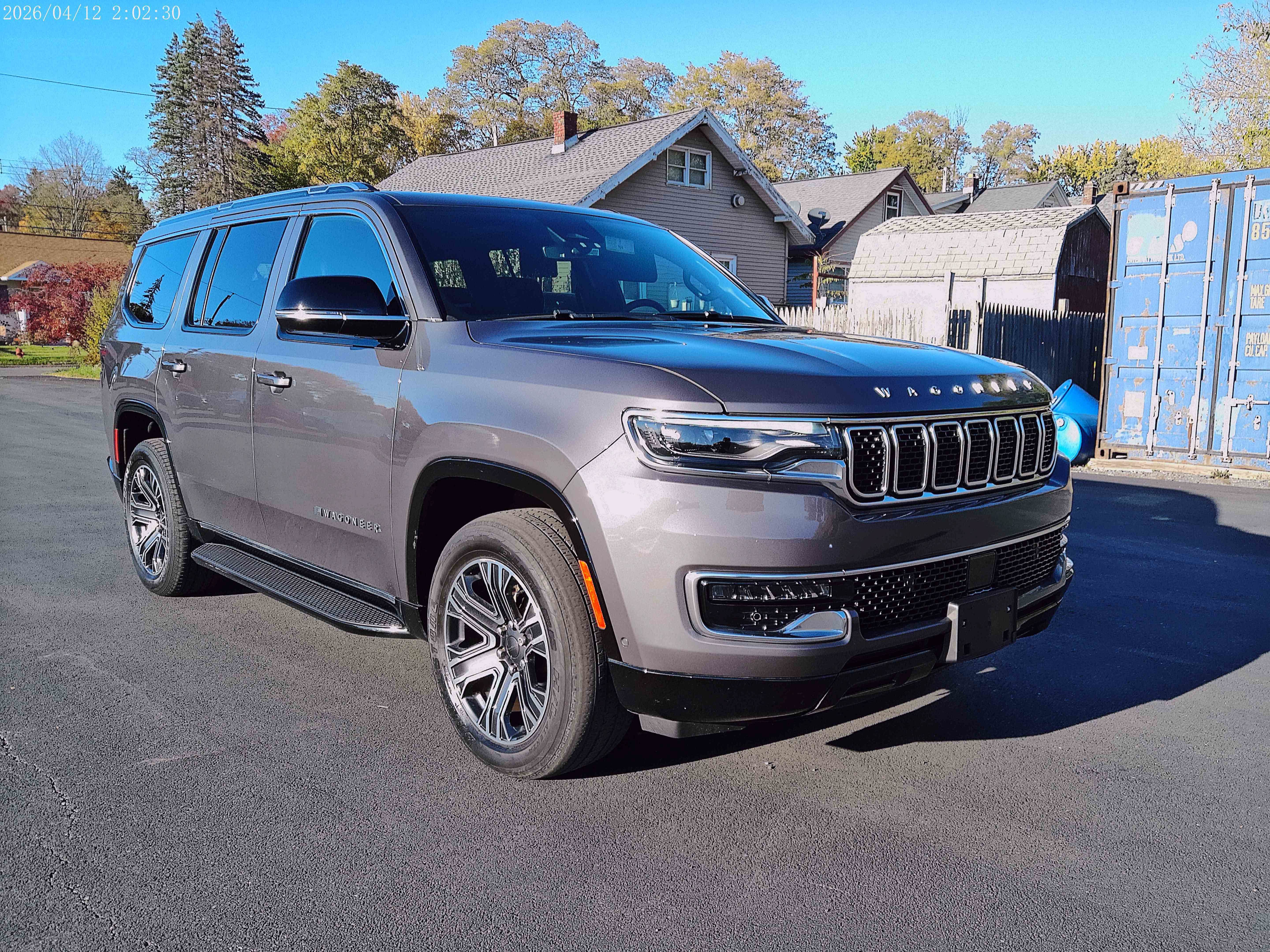 Used 2023 Jeep Wagoneer 4WD w/ Premium Group I image 7