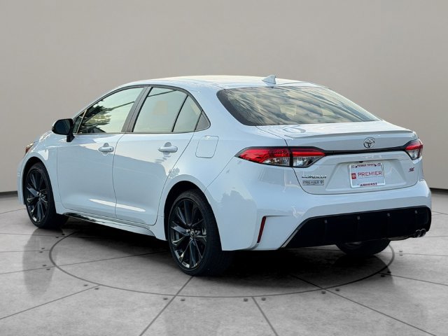 Certified 2026 Toyota Corolla SE w/ SE Package FWD image 4