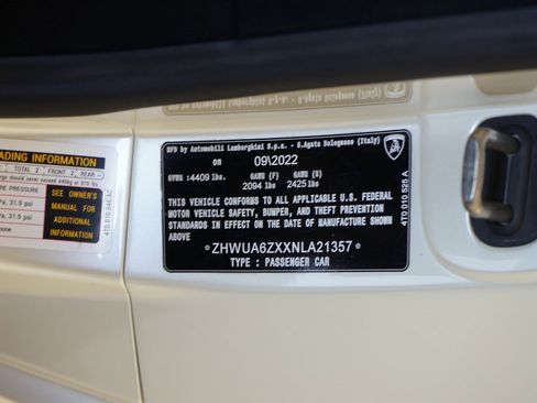 Used 2022 Lamborghini Huracan STO image 36