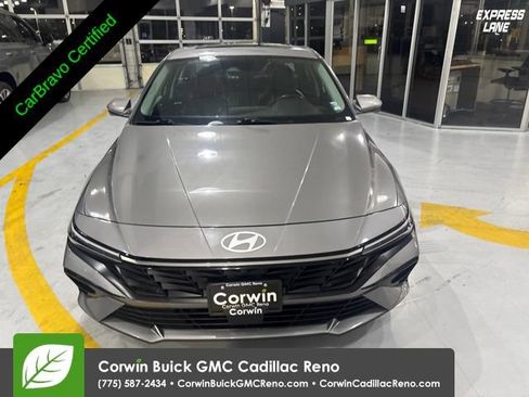 Used 2024 Hyundai Elantra Limited FWD image 2