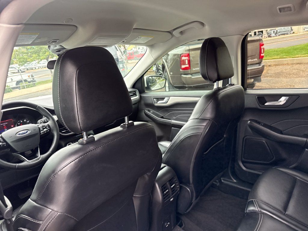 Certified 2021 Ford Escape SEL FWD image 23