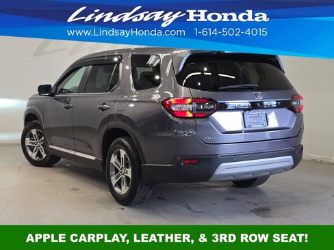 Used 2025 Honda Pilot EX-L image 4