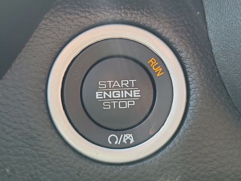 Used 2025 RAM 1500 Big Horn RWD image 26